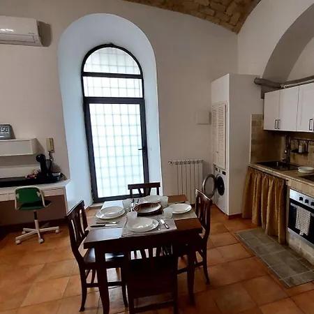 La Casetta Aureliana In The Center Of The Capital Appartement Rome